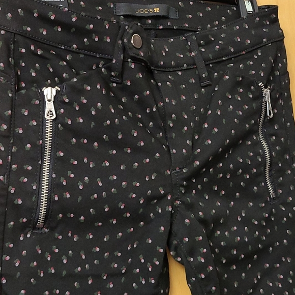 Nwt Joe's Jeans Black Floral Print Jeans, sz 26 - Picture 2 of 4